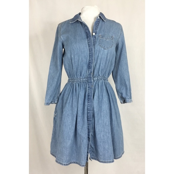 Levi's Dresses & Skirts - Levi's Denim shirt dress Small